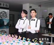 調酒師培訓-佛山慶豐捷豹路虎4S店8周年慶邀請花式調酒師嘉賓